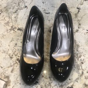 Comfort plus black pumps size 11